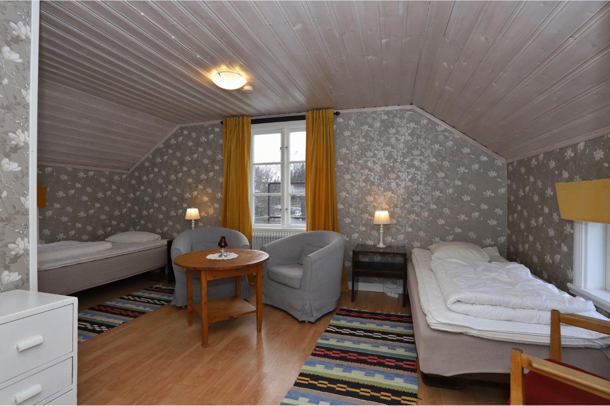 Valagardens Vaerdshus Och Camping Ab Володален Экстерьер фото
